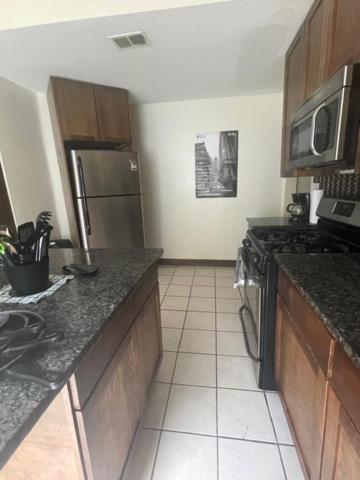 Hotel Clean, Spacious, Inexpensive Queen Br Chicago Exterior foto